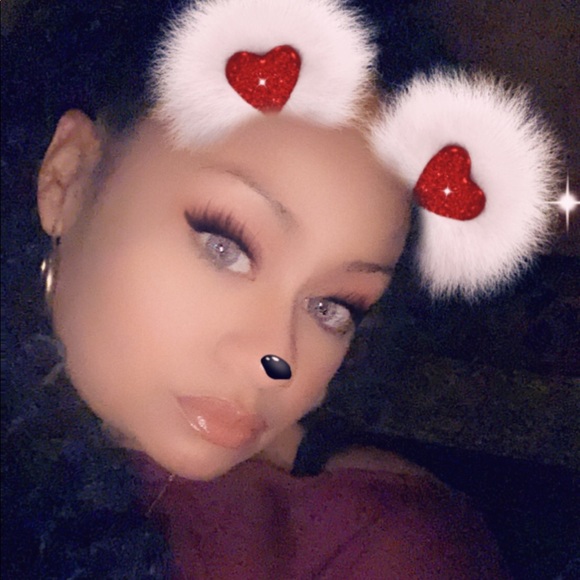 Meet your Posher, Candice - Picture 1 of 1